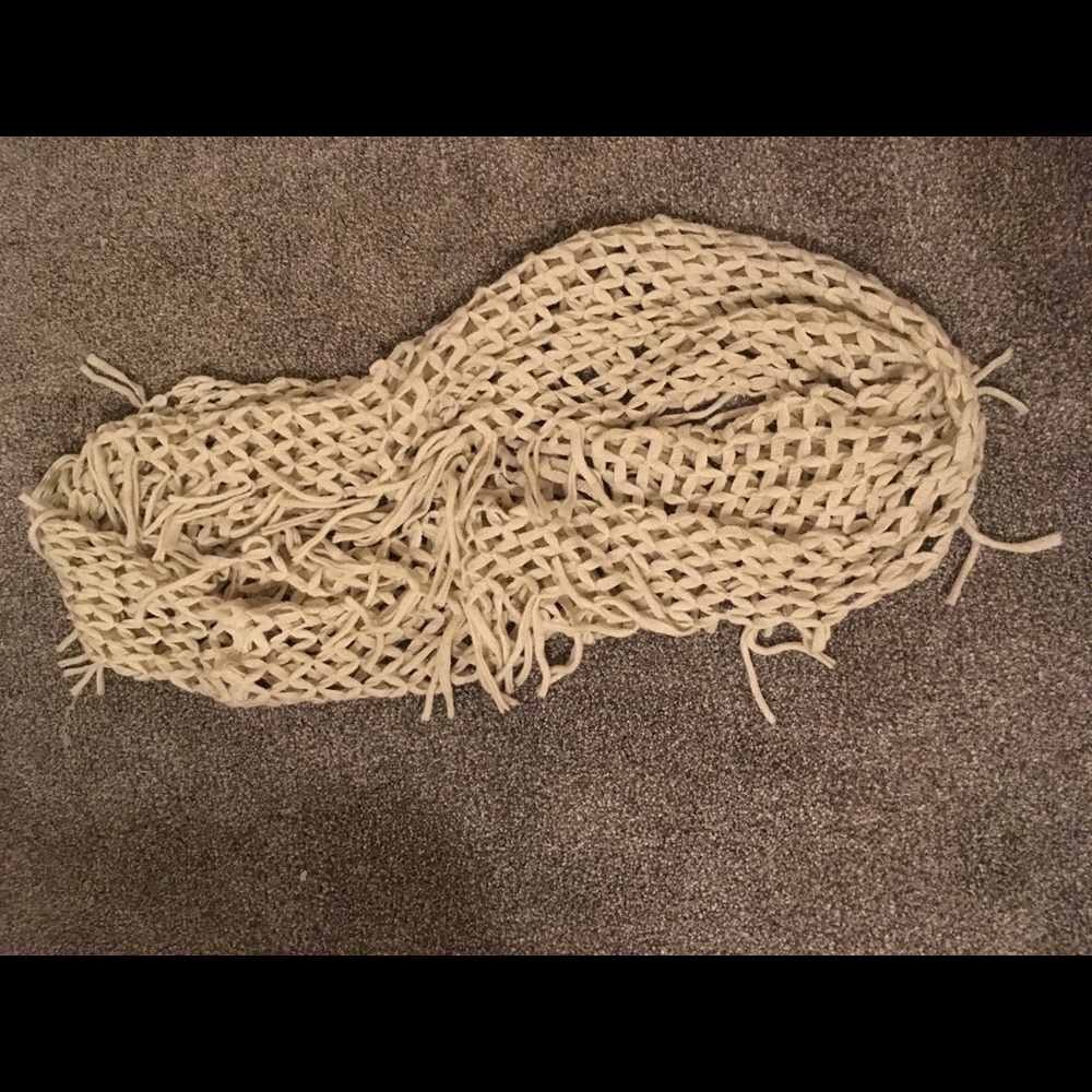 Infinity scarf